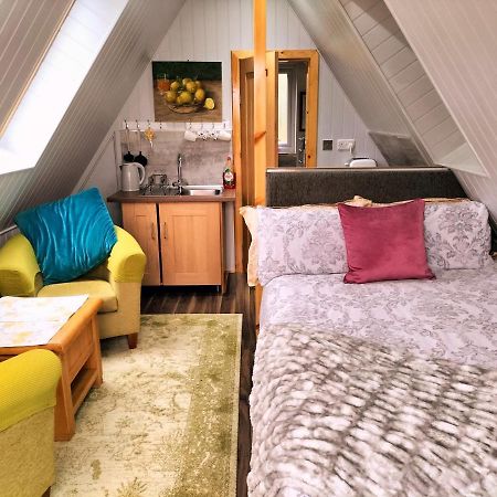 Glenfinnan Retreats, Ash Cabin 외부 사진