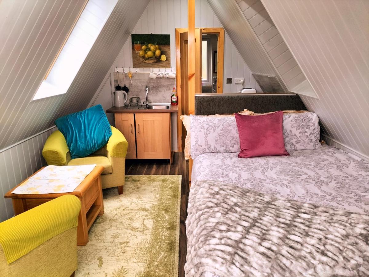 Glenfinnan Retreats, Ash Cabin 외부 사진