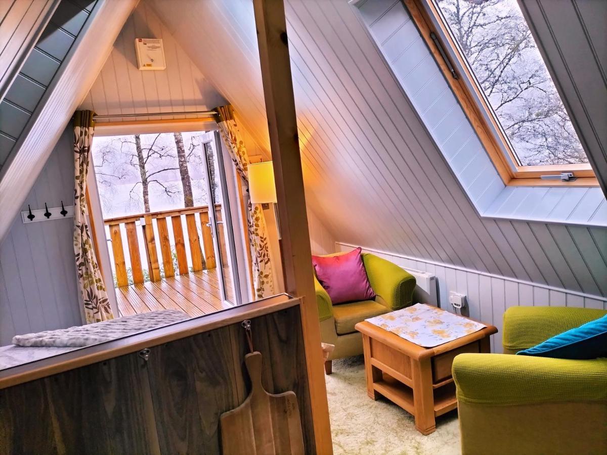 Glenfinnan Retreats, Ash Cabin 외부 사진